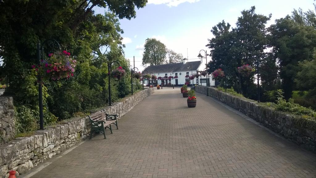 Doonard Manor B&B Craughwell 외부 사진